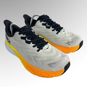 Hoka One One Arahi 6  Size 9.5